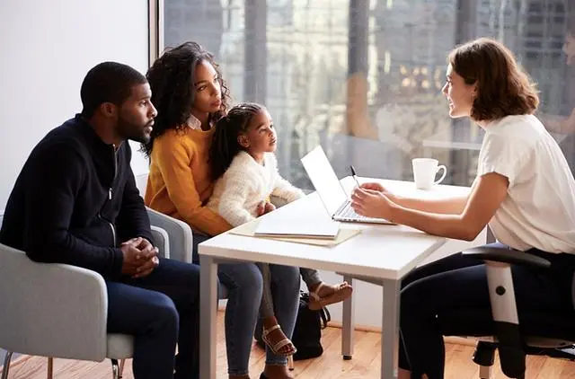 Helping Businesses Navigate Insurance & Compliance With Confidence